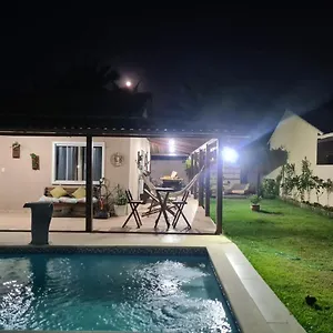  Casa de Férias Casa Unamar Com Piscina Privativa Brasil